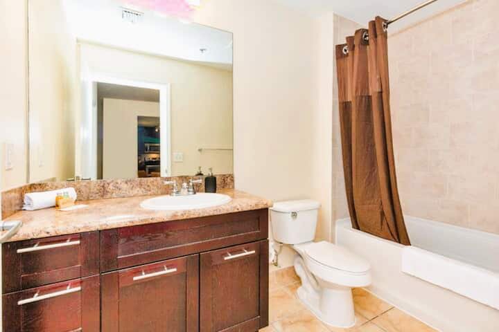 Dharma | 20% de desconto no Divine 2B mensal | South Miami