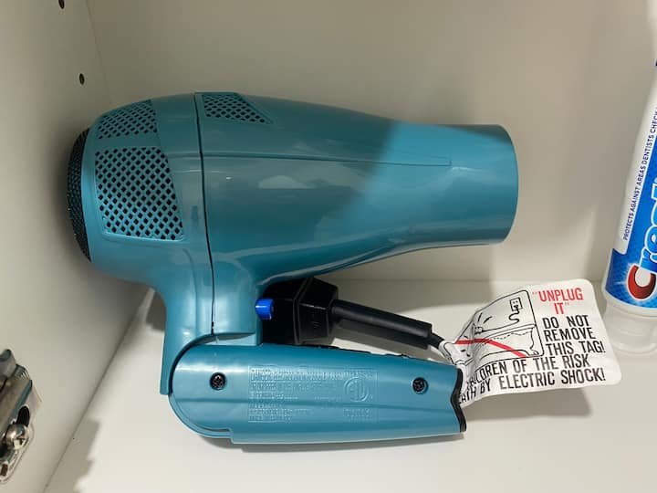 Quarto privativo na Coral Way!