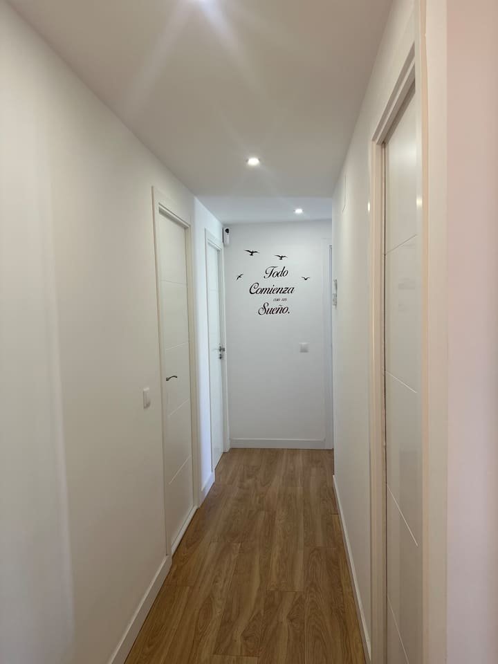 Fuencarral Quarto individual e banheiro privativo