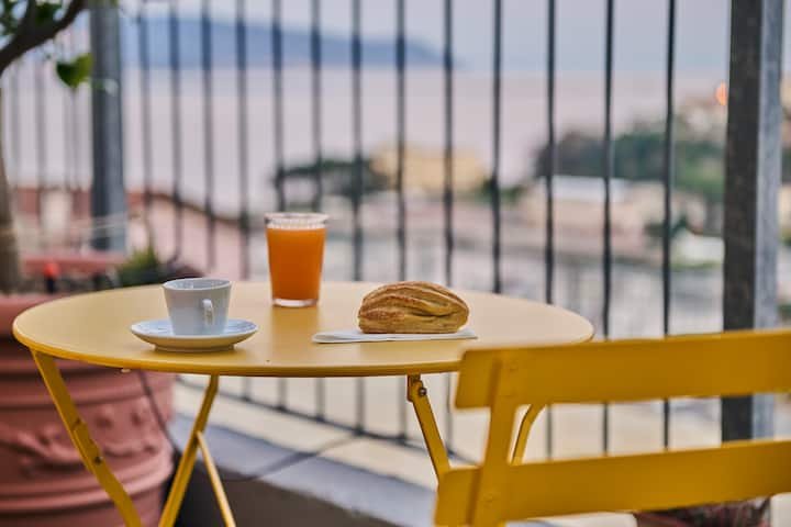 [Maravilhosa VISTA para o MAR e jacuzzi]Cadimare/5TERRE