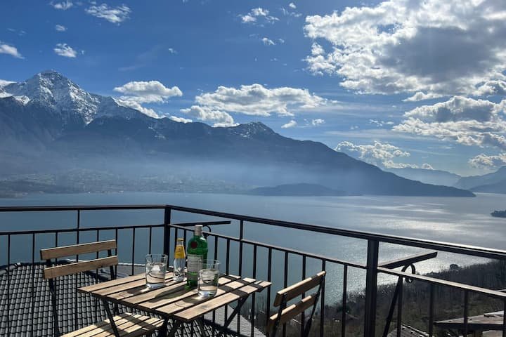 Terraço incrível no Lago de Como