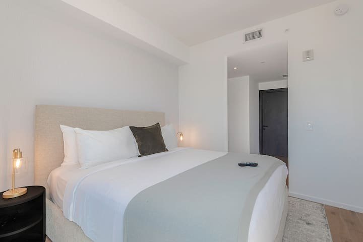 Urban Bayview Haven · Piscina e terraço #4417