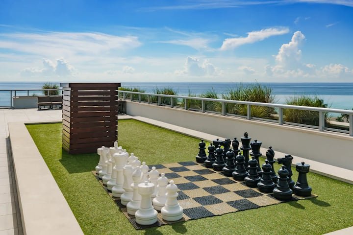 Vistas deslumbrantes da costa perto de Hollywood Beach