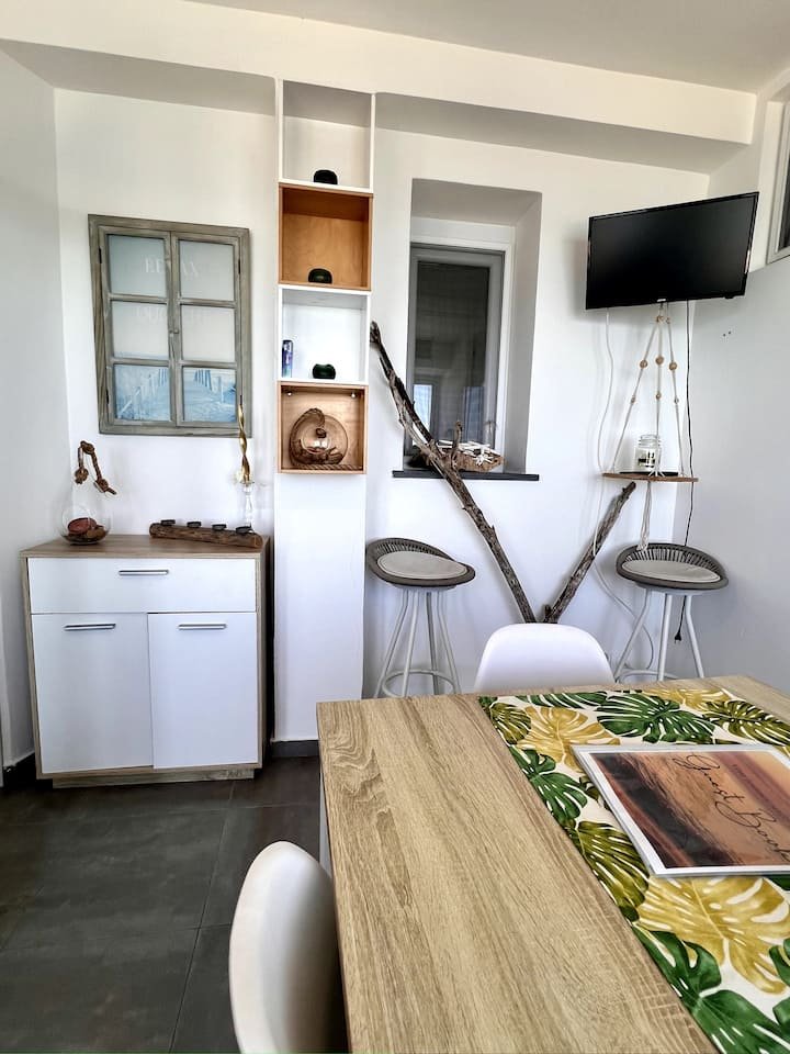 Loft à beira-mar, com acesso privativo à praia