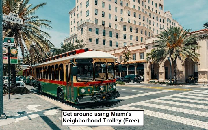 Quarto privativo na Coral Way!