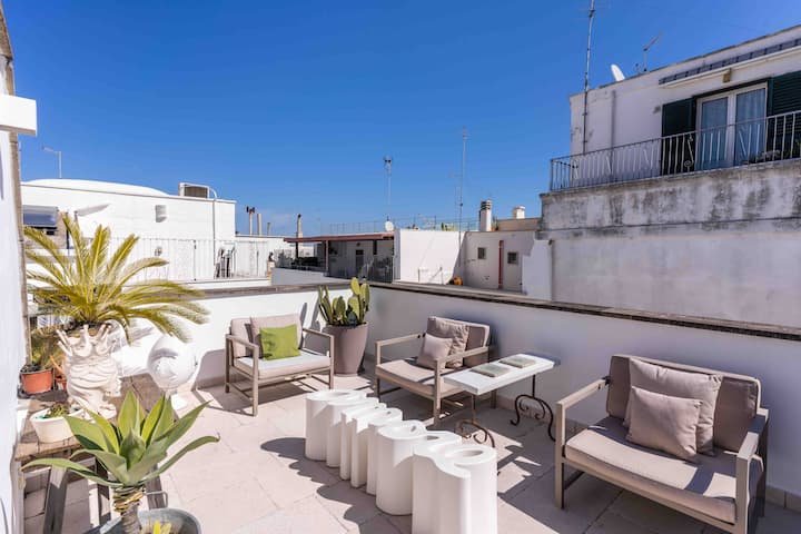 That’s Amore – Casa com design diferenciado e terraço privativo