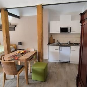 Apartamento com ambiente de pátio