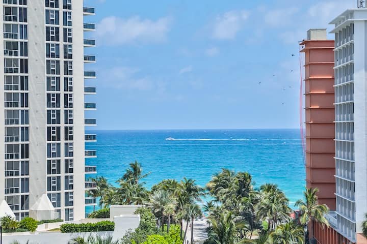 Apartamento de um quarto com vista para o mar STR-02559