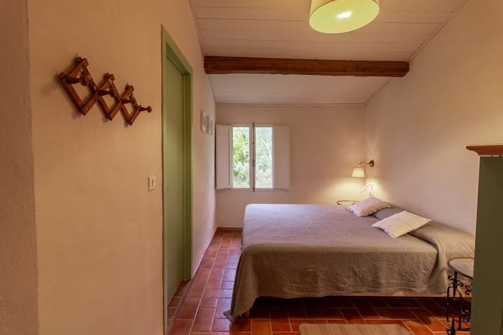 Apartamento com jardim e piscina – Il Pietrone