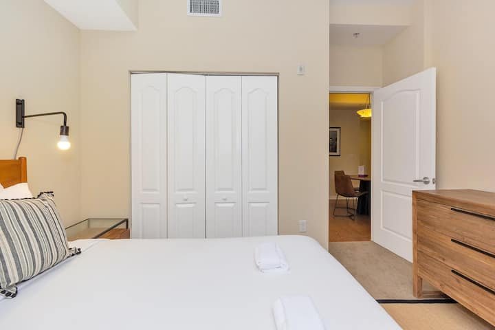 Dharma | 20% de desconto no Divine 2B mensal | South Miami