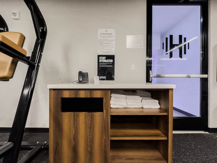 Condomínio de luxo de 1 quarto com vista para o mar e para a cidade