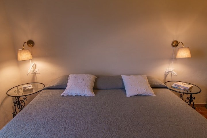 Apartamento com jardim e piscina – Il Pietrone