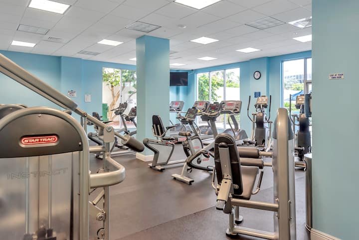 Frente à praia. Remodelado, luxo 3 CAMAS/2 quartos. 1,5