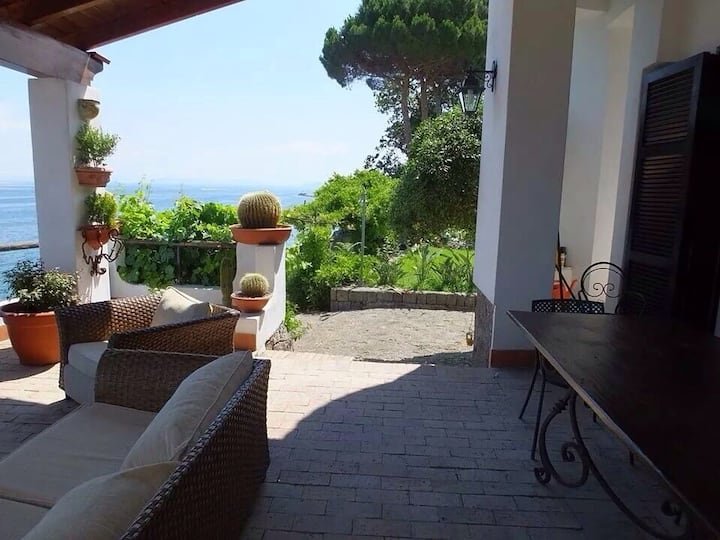 Ischia B&B “VILLA ANTICA” Quarto Esmeralda