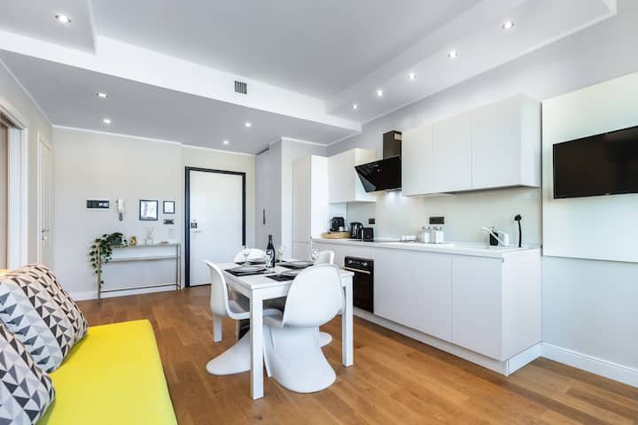 Cobertura moderna elegante/ vista panorâmica e piscina