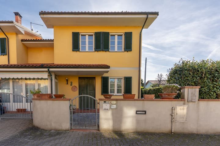 9 minutos das Muralhas de Lucca Vila de luxo