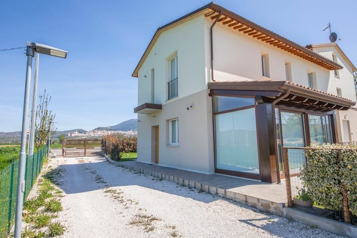 Pequena Pérola de Assis. Comodidades e estilo na Úmbria