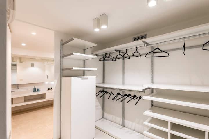 Addaura Home um terraço com vista para o mar