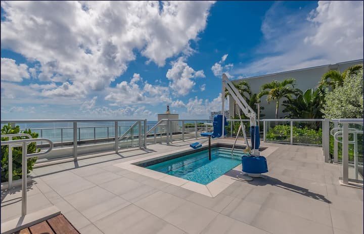 Vistas deslumbrantes da costa perto de Hollywood Beach