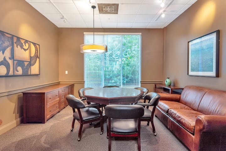 Frente à praia. Remodelado, luxo 3 CAMAS/2 quartos. 1,5