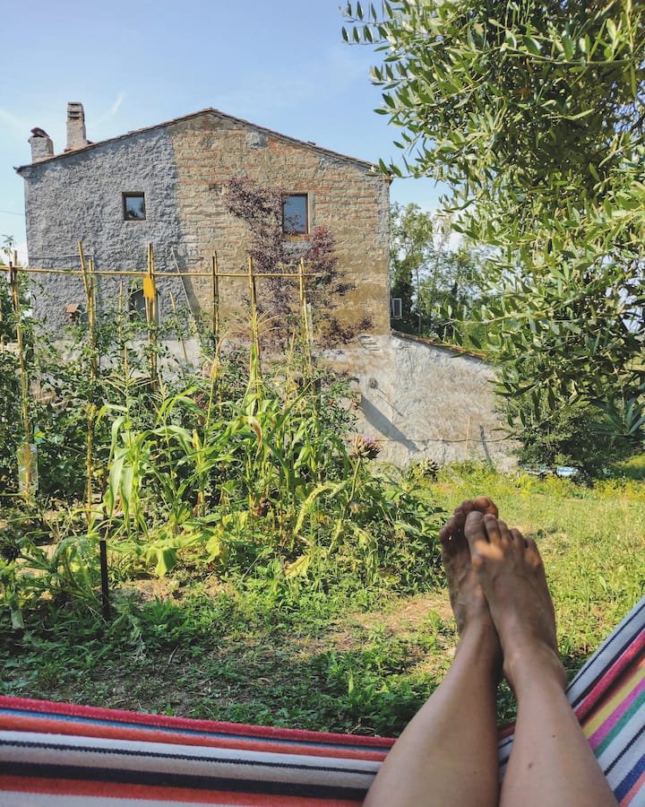 Apartamento com jardim e piscina – Il Pietrone