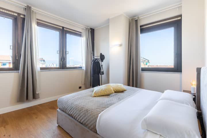 Cobertura moderna elegante/ vista panorâmica e piscina