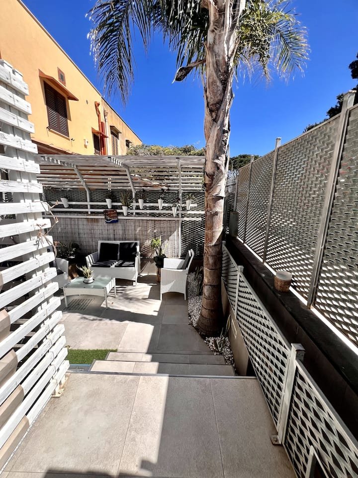 Loft à beira-mar, com acesso privativo à praia