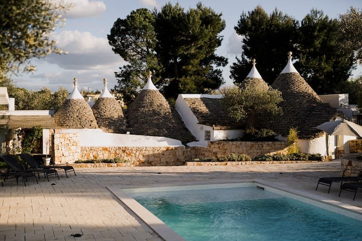 I casedd trulli com piscina