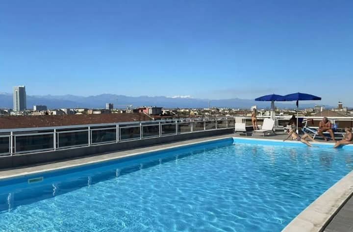 Cobertura moderna elegante/ vista panorâmica e piscina