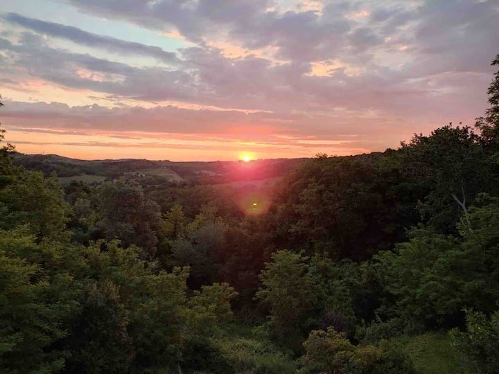 Apartamento com jardim e piscina – Il Pietrone
