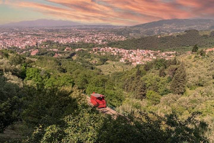 “La Terrazza” Iluminado e completo 50 m² na Toscana