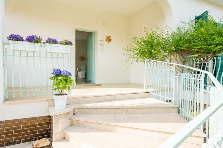 Casa de praia e vilas Natoli | Vila Manfredi