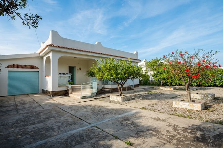 Casa de praia e vilas Natoli | Vila Manfredi