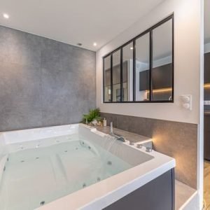 L’Eleweiss du Lac-Apartamento-Apartamento-Jacuzzi-Vista para o Lago