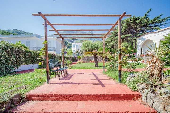 Ischia B&B “VILLA ANTICA” Quarto Esmeralda