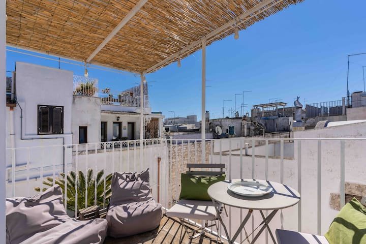 That’s Amore – Casa com design diferenciado e terraço privativo