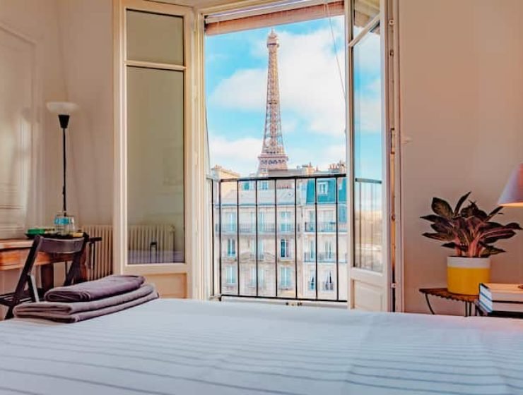 Quarto com deslumbrante Torre Eiffel e vista para o Sena!