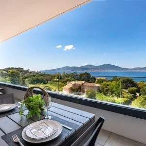 A Sereina – apartamento com ar condicionado perto da praia