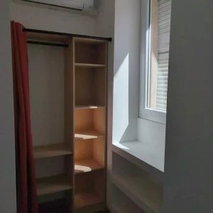 Apartamento iluminado e fresco, centro da cidade