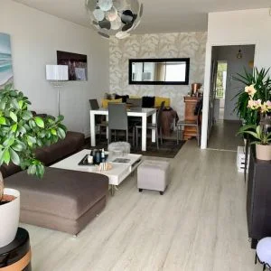Apartamento Um casulo com vista para o mar