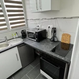 Torne-se um anfitrião    Estúdio aconchegante no centro