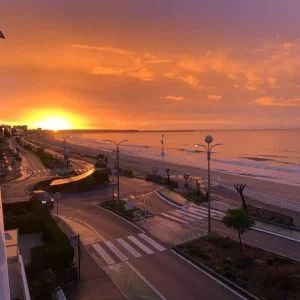 Apartamento Um casulo com vista para o mar