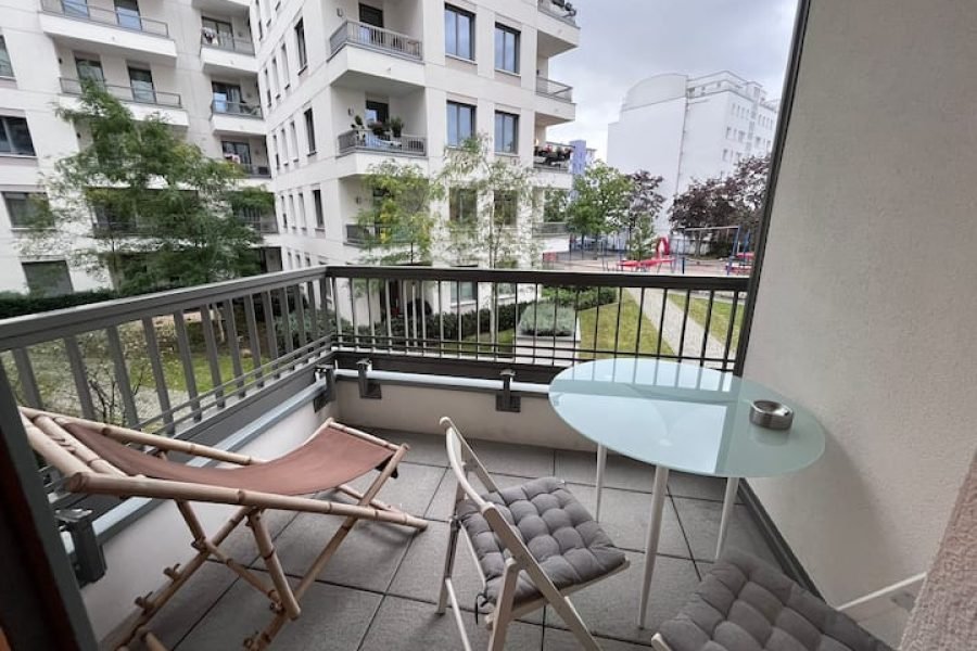 Carré Voltaire, Quarto TOP privativo com varanda!