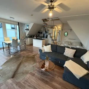 @Aasee, 55pm, 1.+2.OG. Küche, Bad, Varanda, Kamin