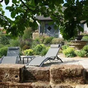 Torne-se um anfitrião    Casa de férias com jardim fantástico