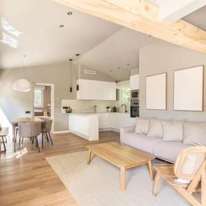 Nova 2024 -15′ para Barcelona / Churrasco / Piscina