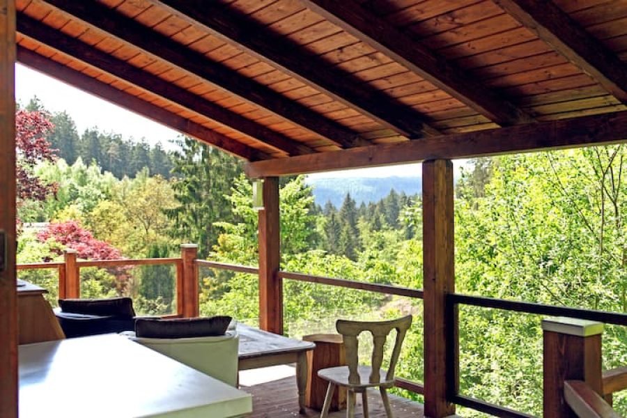 Casa de hóspedes da família Waldkauz no meio da floresta