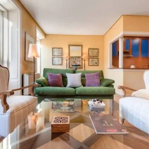 Brilhante e Moderno – 2 BD / 2 BTH – La Latina