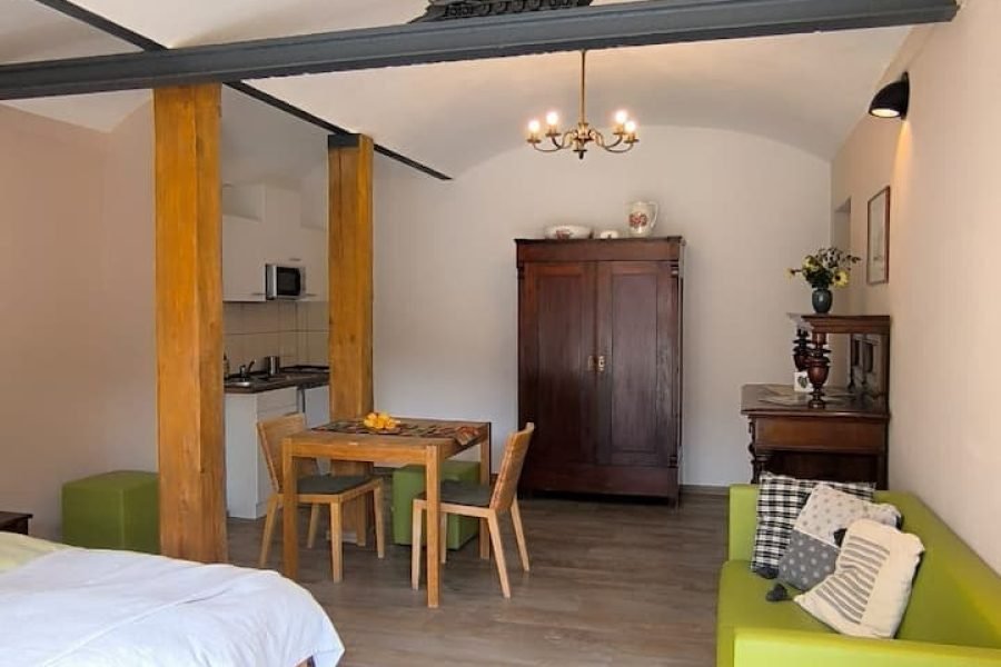 Apartamento com ambiente de pátio