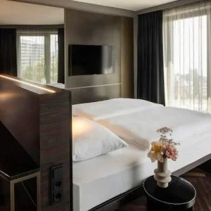 A vibe de um hotel boutique no coração de Berlim